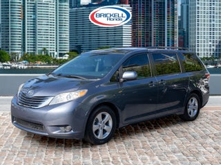 2016 Toyota Sienna LE 7 Passenger