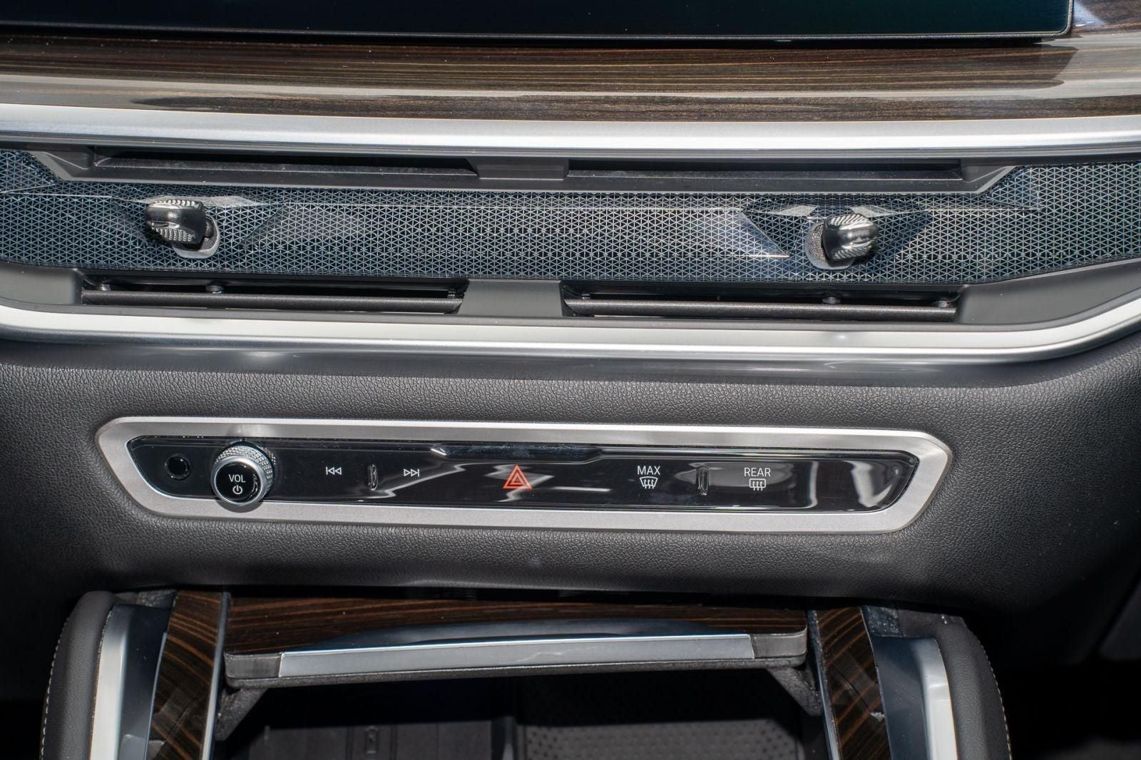 2024 BMW X6 xDrive40i