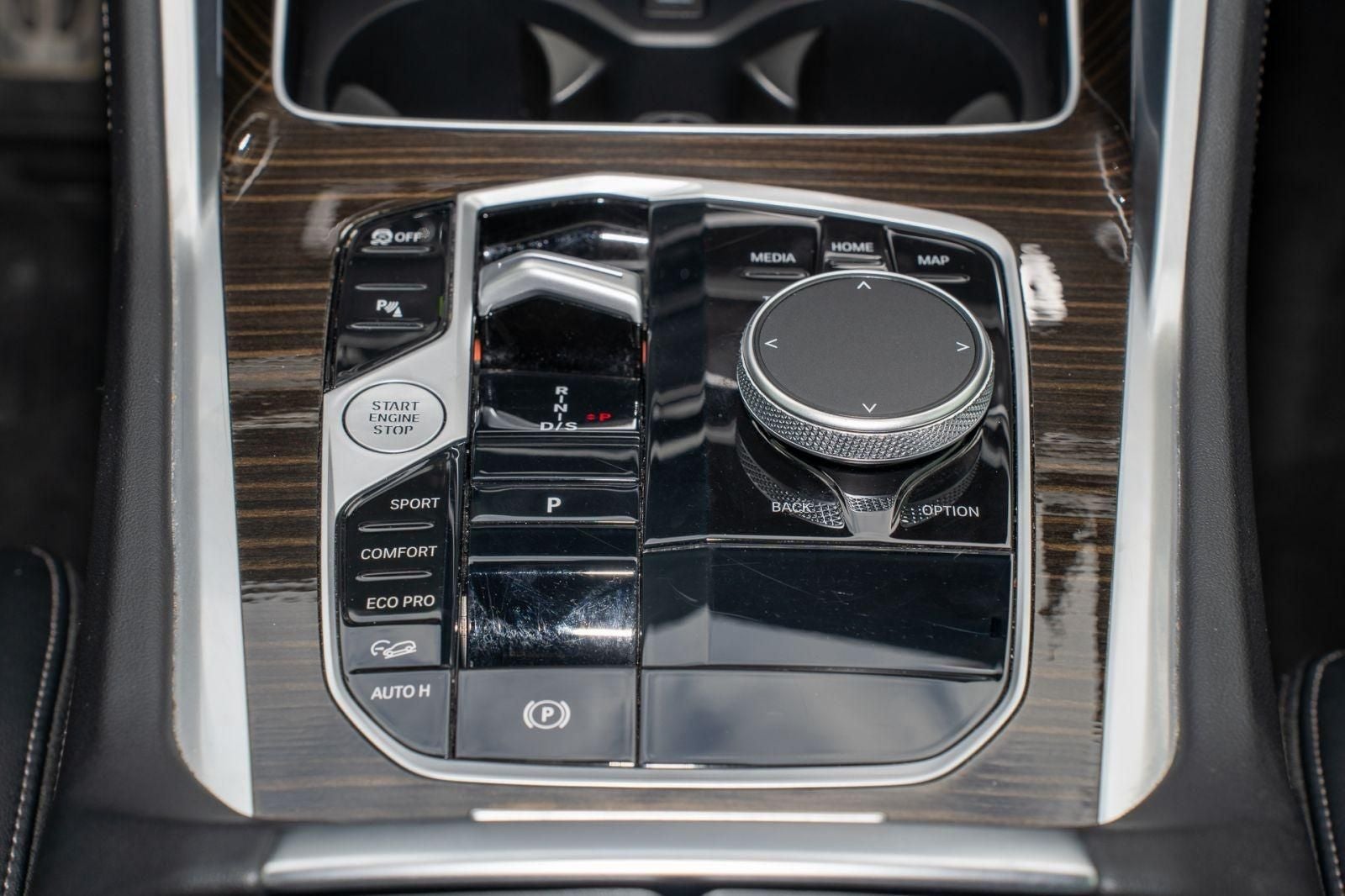 2024 BMW X6 xDrive40i