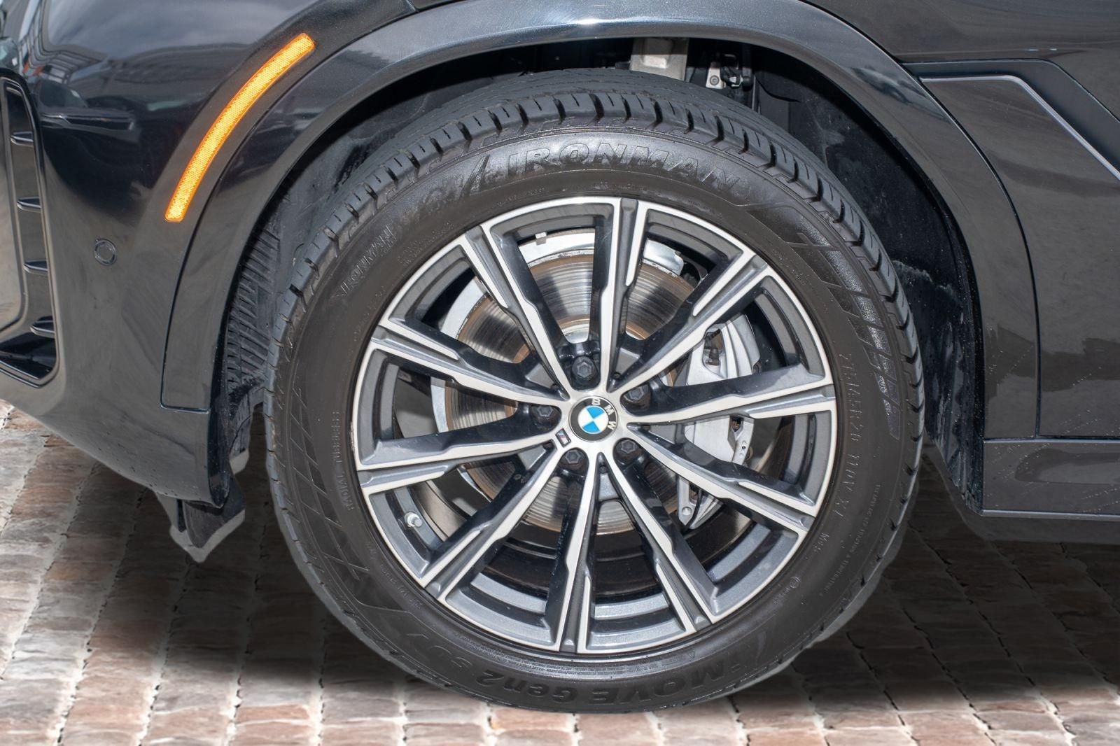 2024 BMW X6 xDrive40i