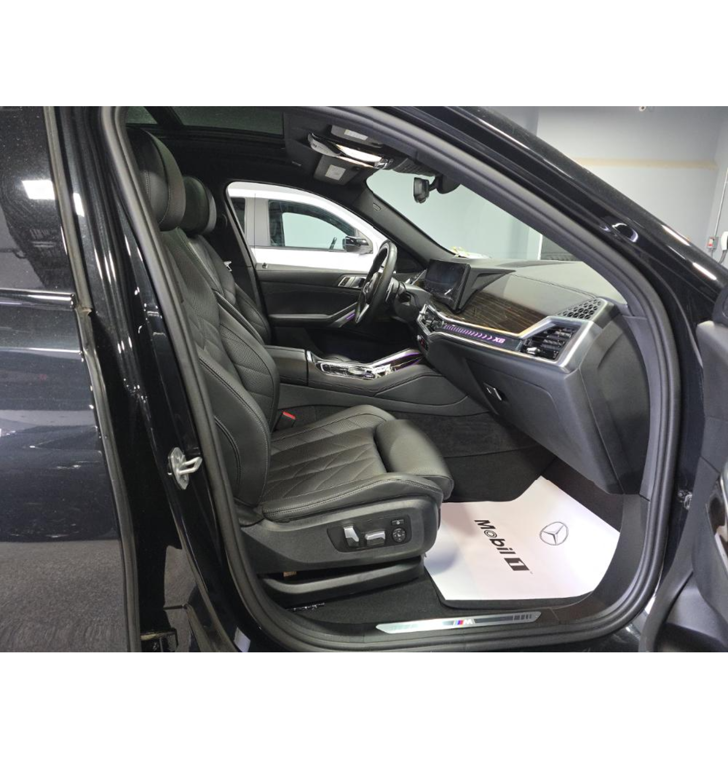 2024 BMW X6 xDrive40i