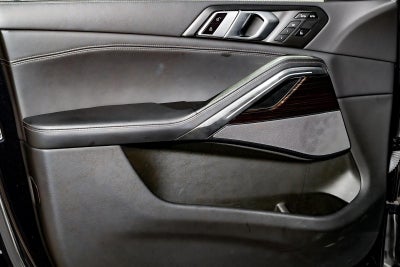2025 BMW X6 xDrive40i