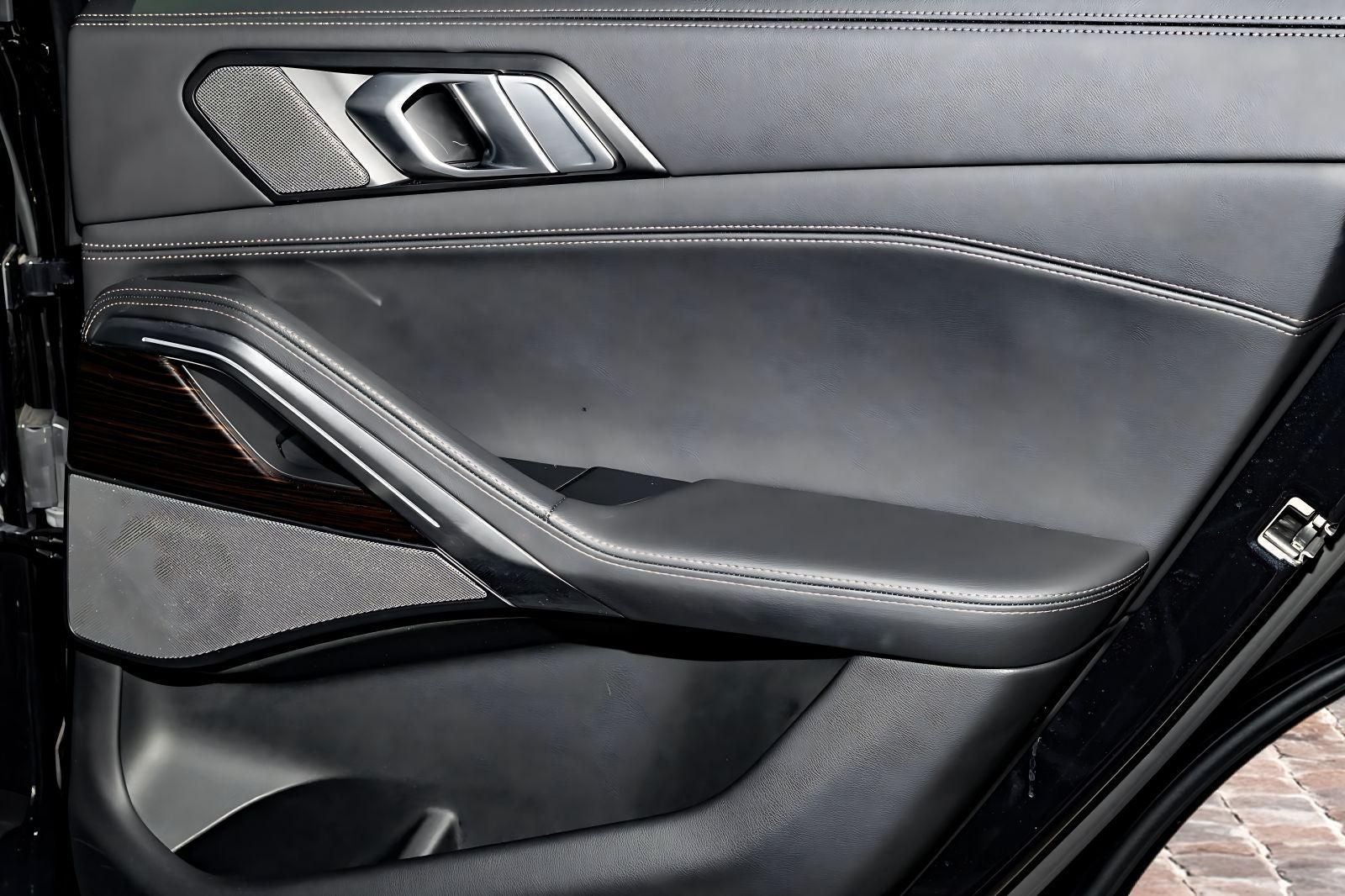 2025 BMW X6 xDrive40i