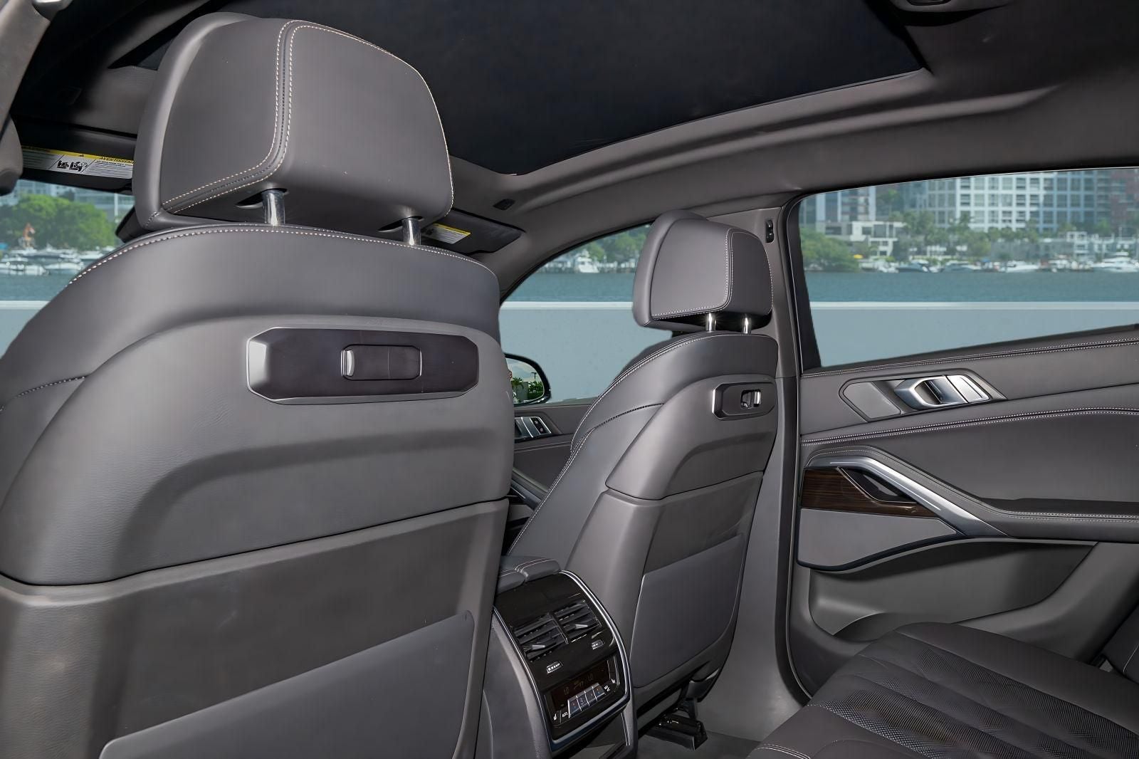 2025 BMW X6 xDrive40i
