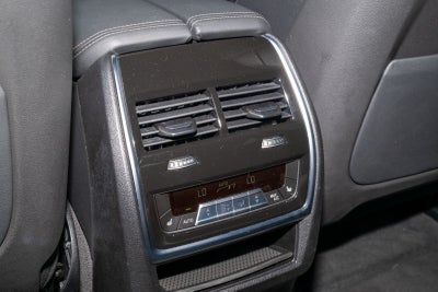2025 BMW X6 xDrive40i
