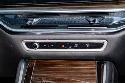 2025 BMW X6 xDrive40i