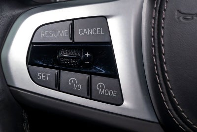 2025 BMW X6 xDrive40i