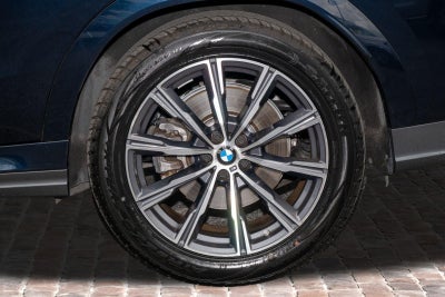 2025 BMW X6 xDrive40i