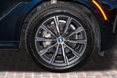 2025 BMW X6 xDrive40i