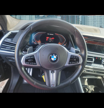 2022 BMW X6 M50i
