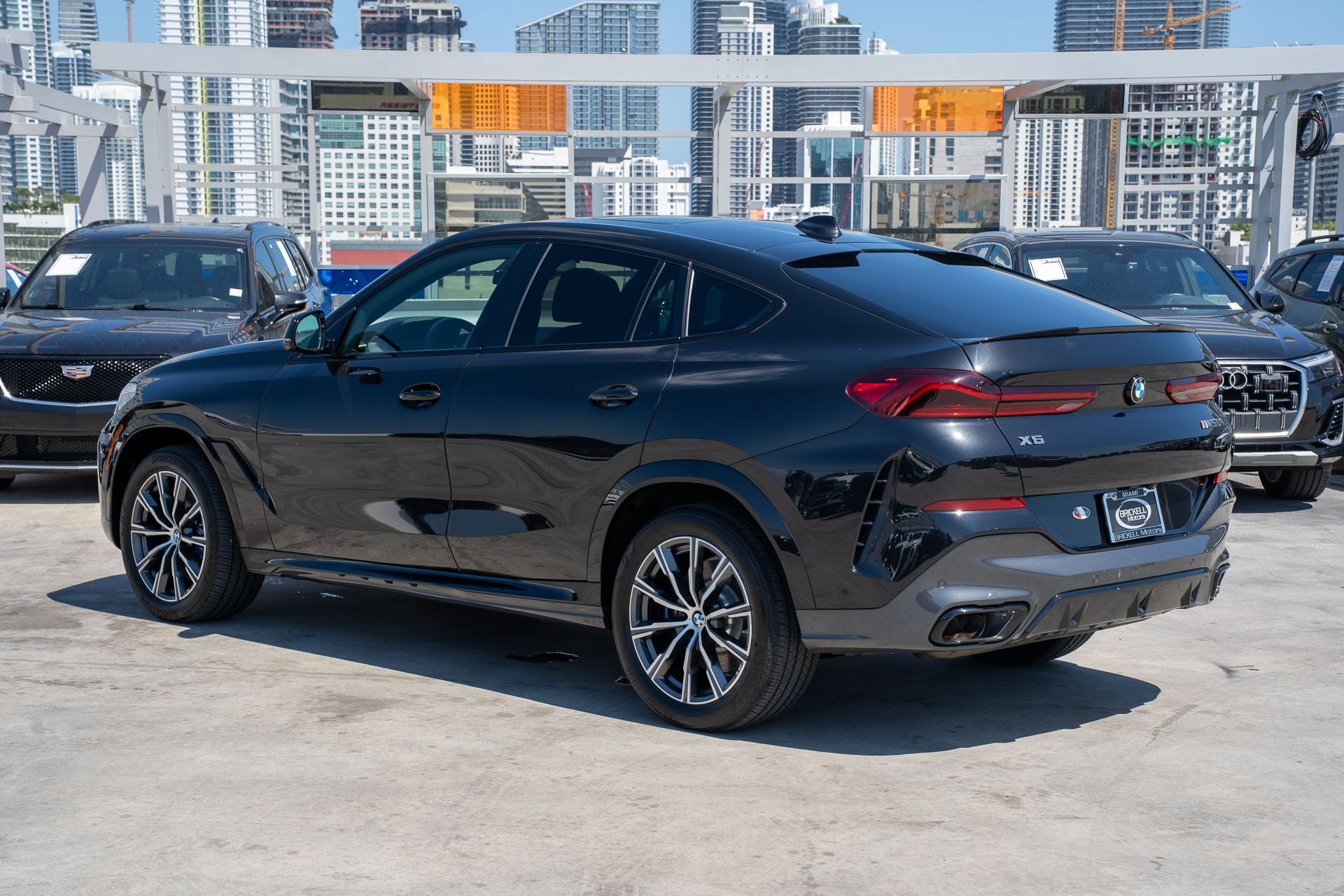 2022 BMW X6 M50i