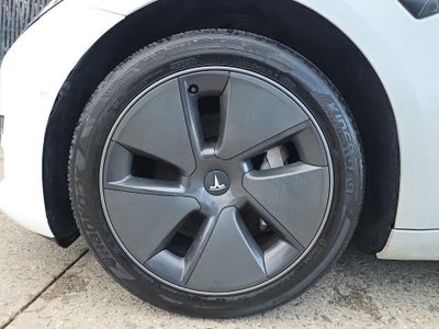 2022 Tesla Model 3 Base