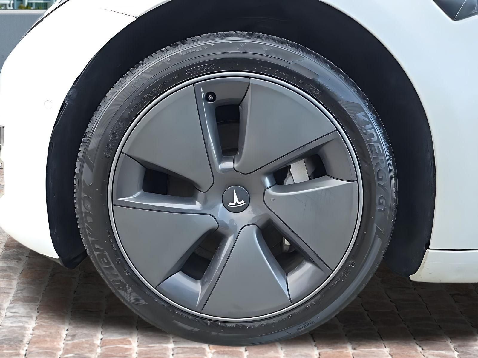 2022 Tesla Model 3 Base