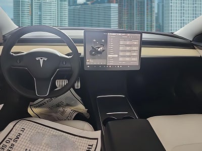 2023 Tesla Model 3 Performance