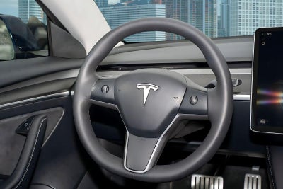 2023 Tesla Model 3 Performance