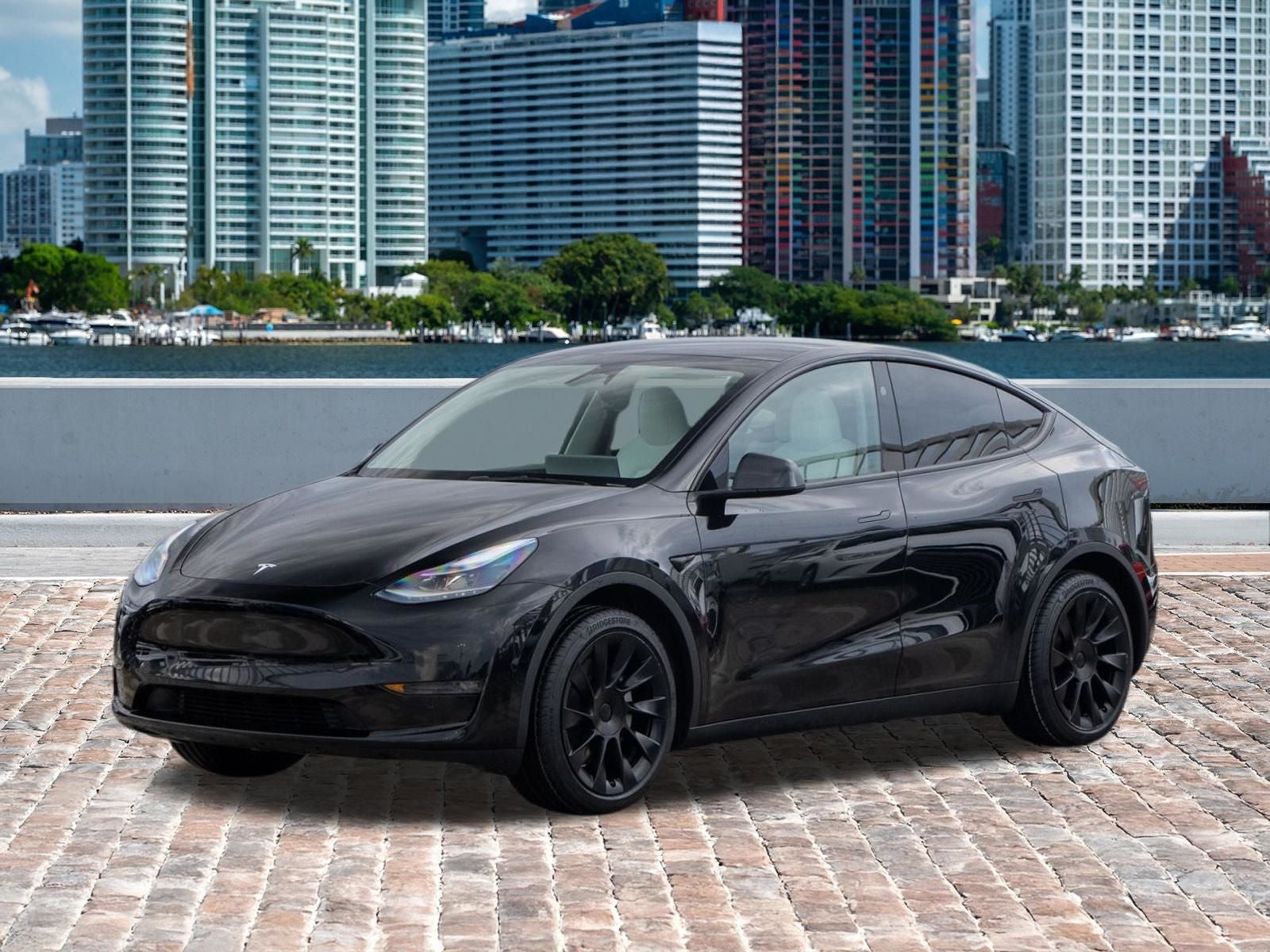 2024 Tesla Model Y Long Range