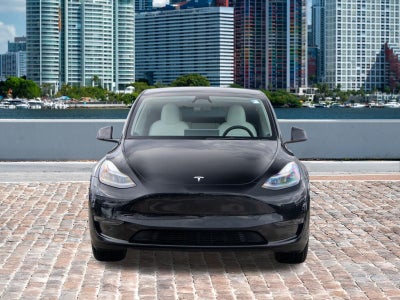2024 Tesla Model Y Long Range