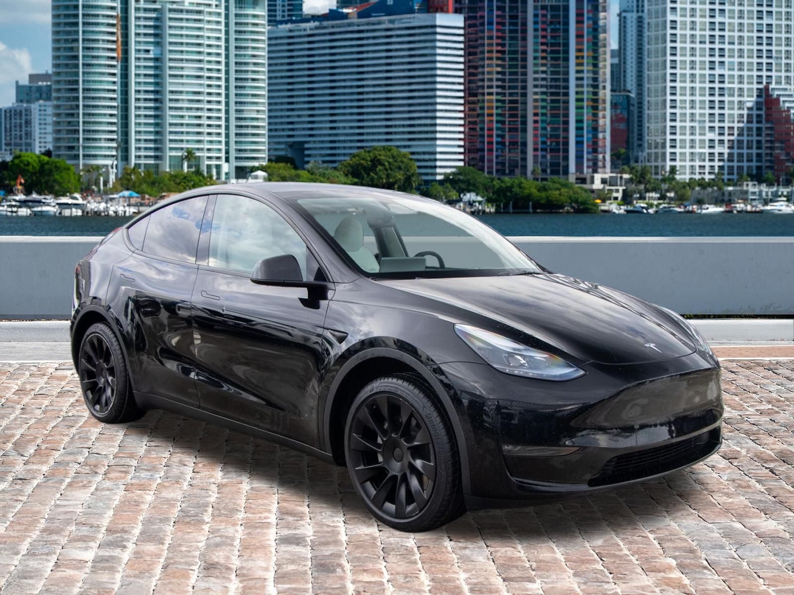 2024 Tesla Model Y Long Range
