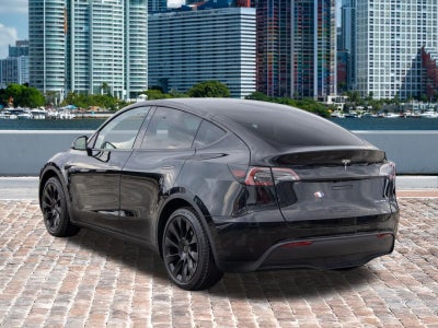 2024 Tesla Model Y Long Range