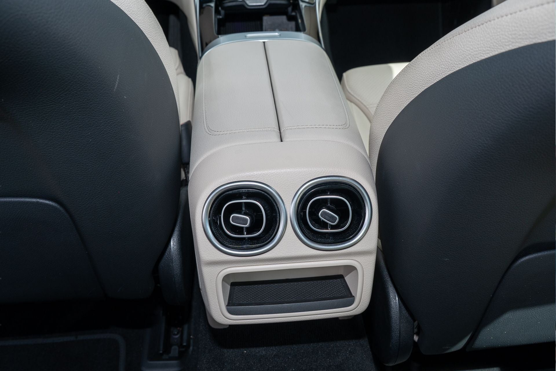 2025 Mercedes-Benz C-Class C 300 4MATIC®