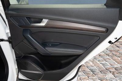 2024 Audi Q5 45 S line Premium quattro