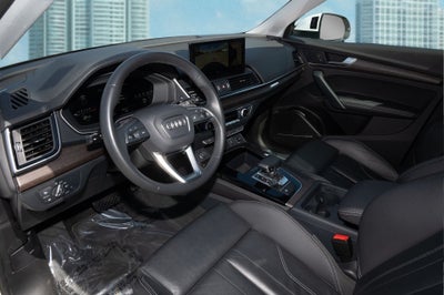 2024 Audi Q5 45 S line Premium quattro