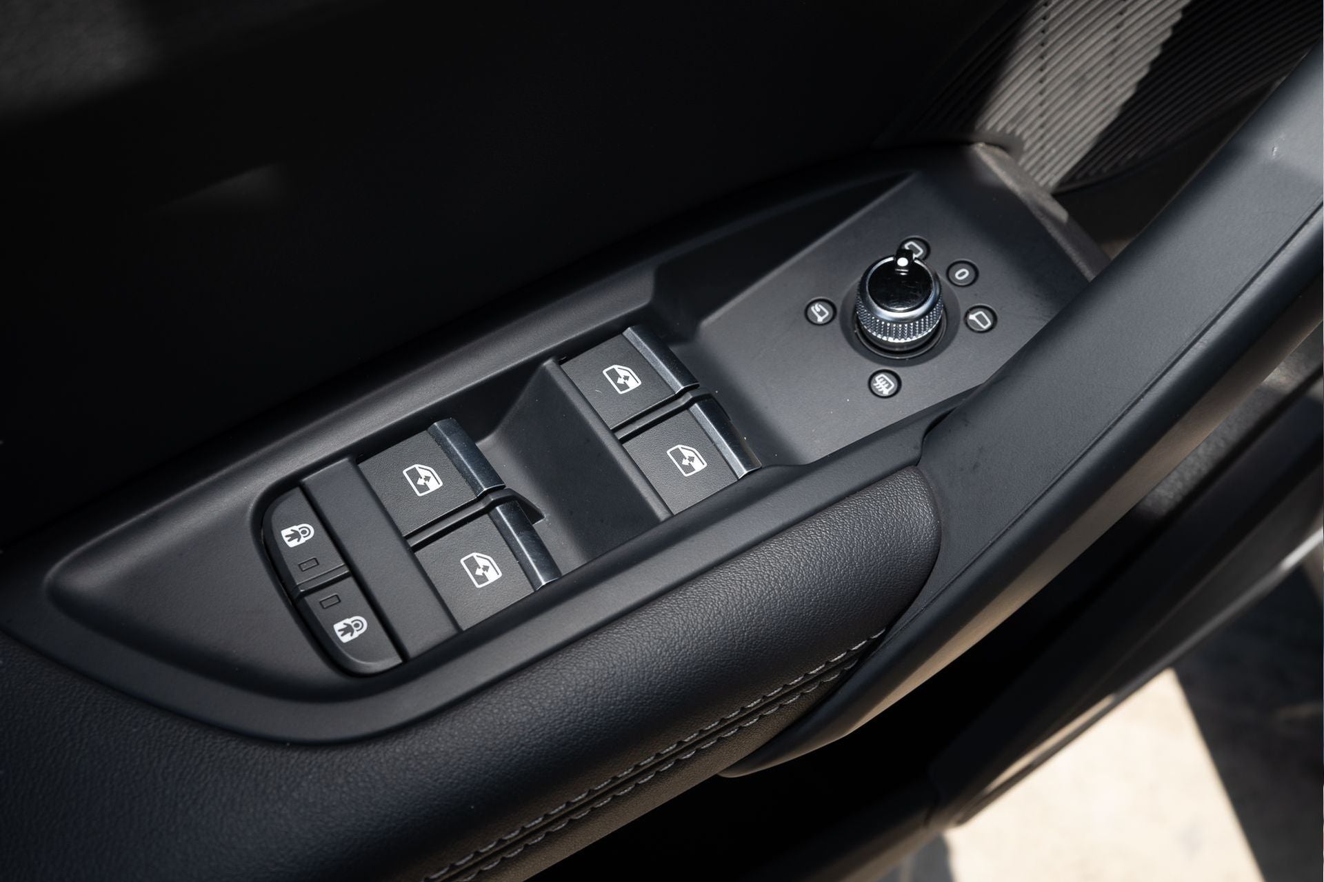 2024 Audi Q5 45 S line Premium quattro