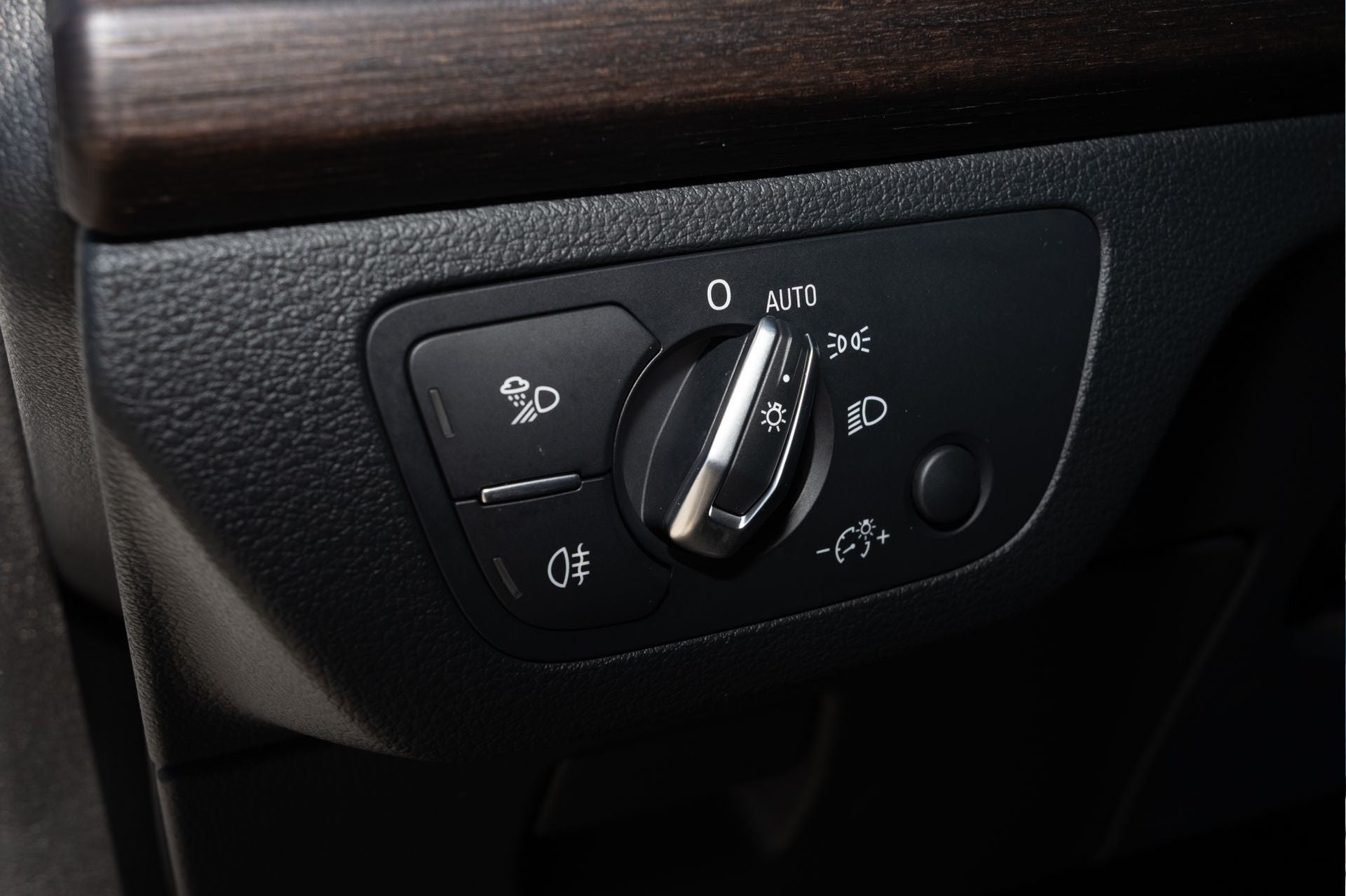 2024 Audi Q5 45 S line Premium quattro