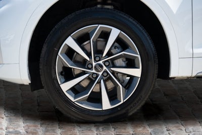 2024 Audi Q5 45 S line Premium quattro