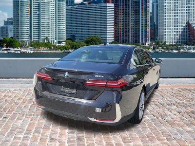 2024 BMW 5 Series 530i