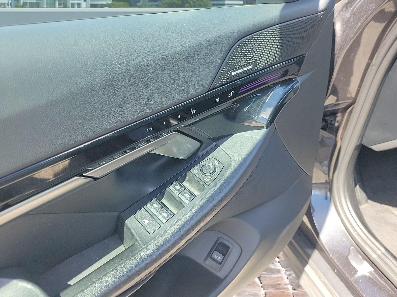 2024 BMW 5 Series 530i