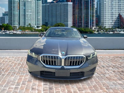 2024 BMW 5 Series 530i