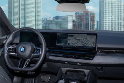 2025 BMW 5 Series 530i