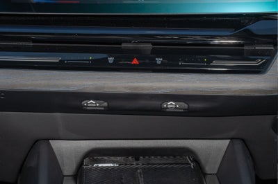 2025 BMW 5 Series 530i