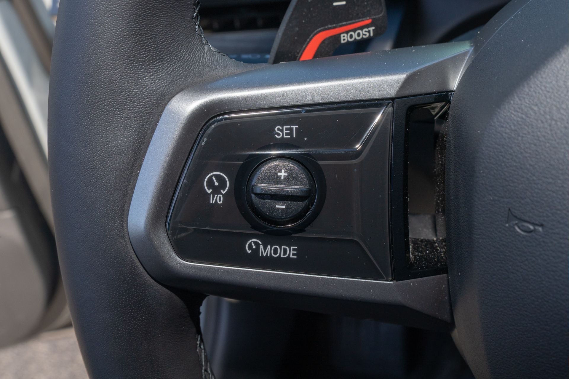 2025 BMW 5 Series 530i