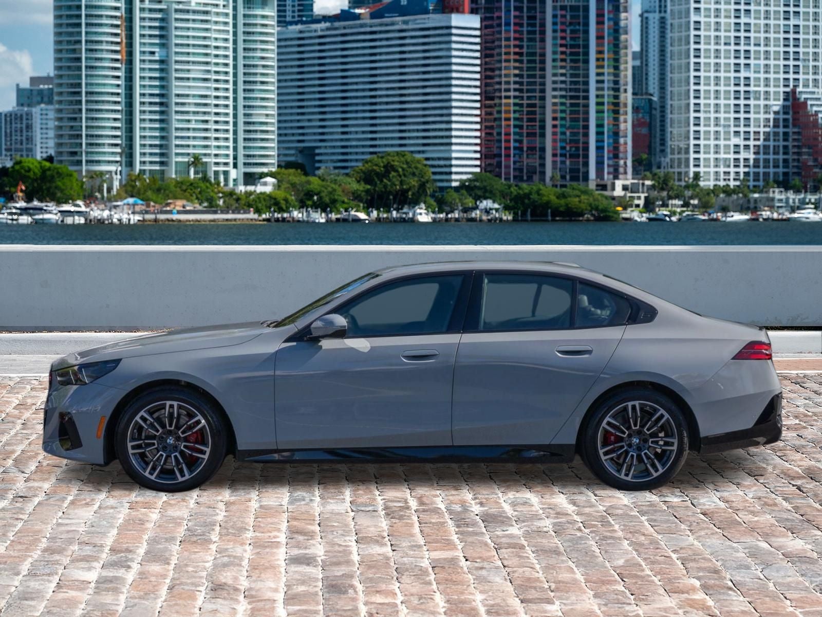 2025 BMW 5 Series 530i