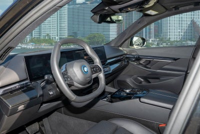 2024 BMW i5 eDrive40