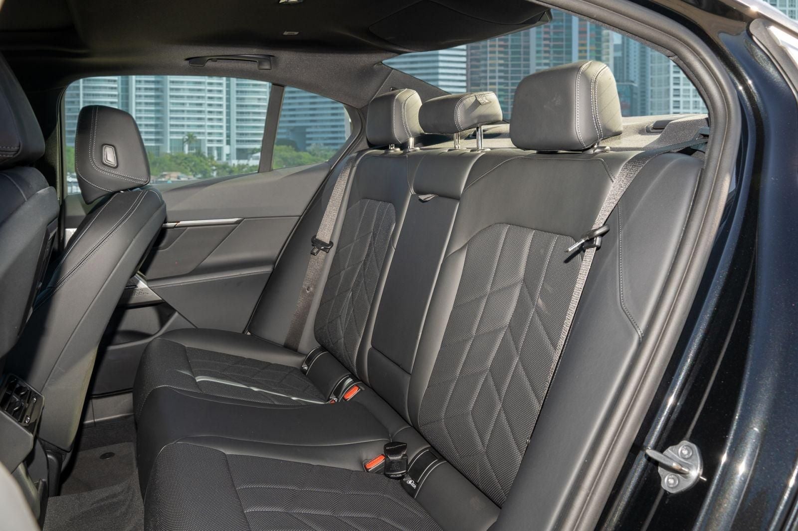 2024 BMW i5 eDrive40