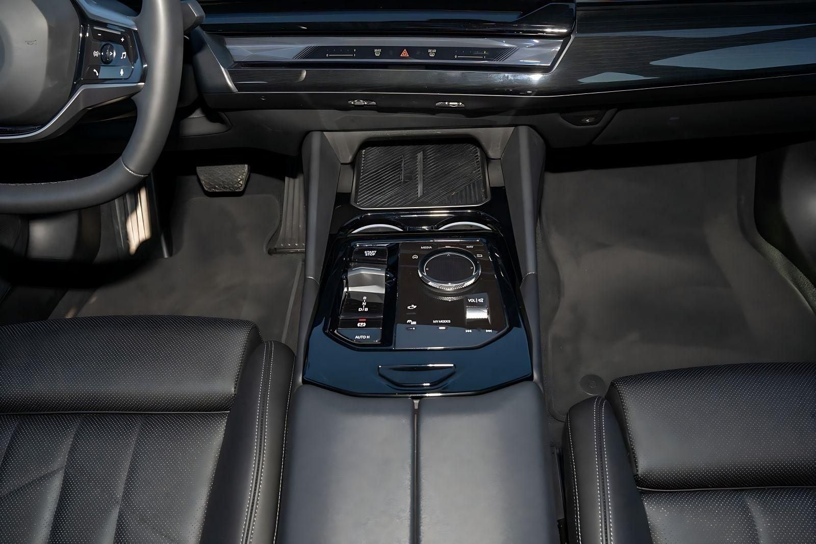 2024 BMW i5 eDrive40