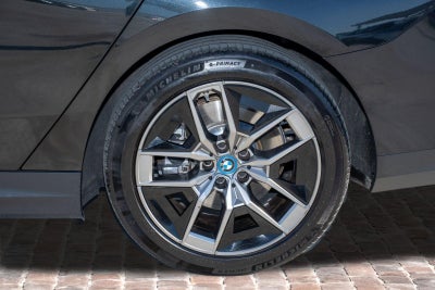 2024 BMW i5 eDrive40