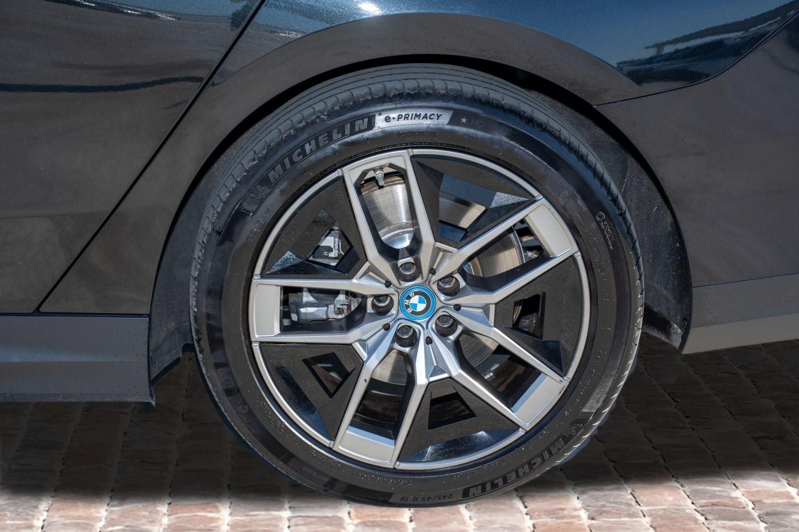 2024 BMW i5 eDrive40