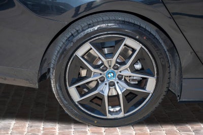 2024 BMW i5 eDrive40