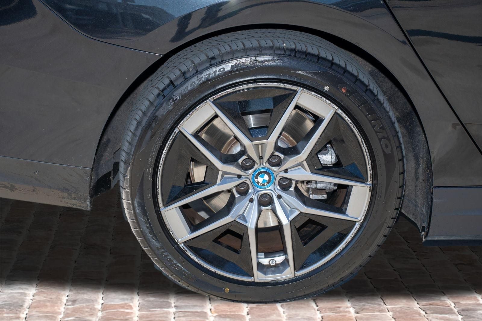 2024 BMW i5 eDrive40