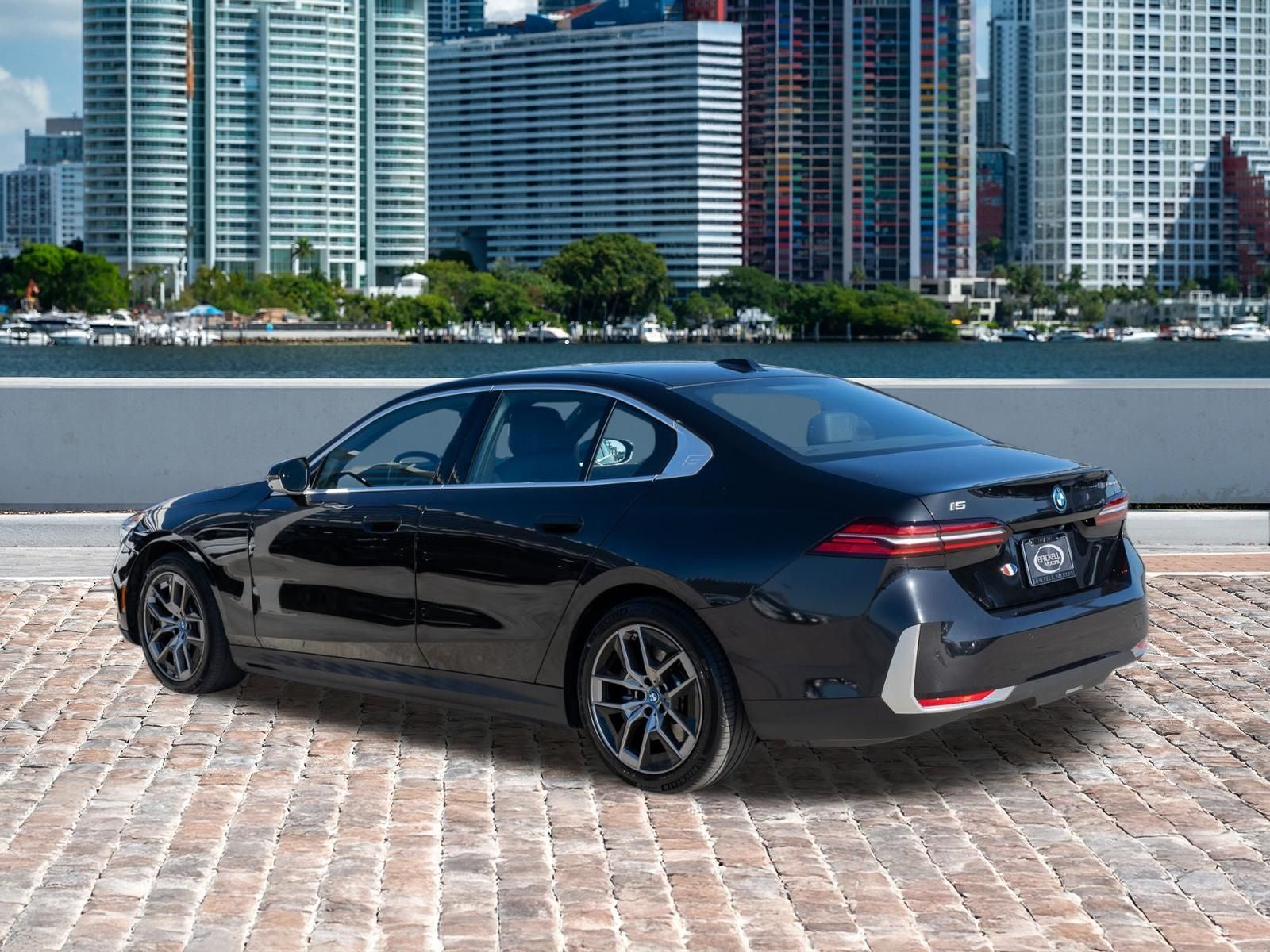 2024 BMW i5 eDrive40