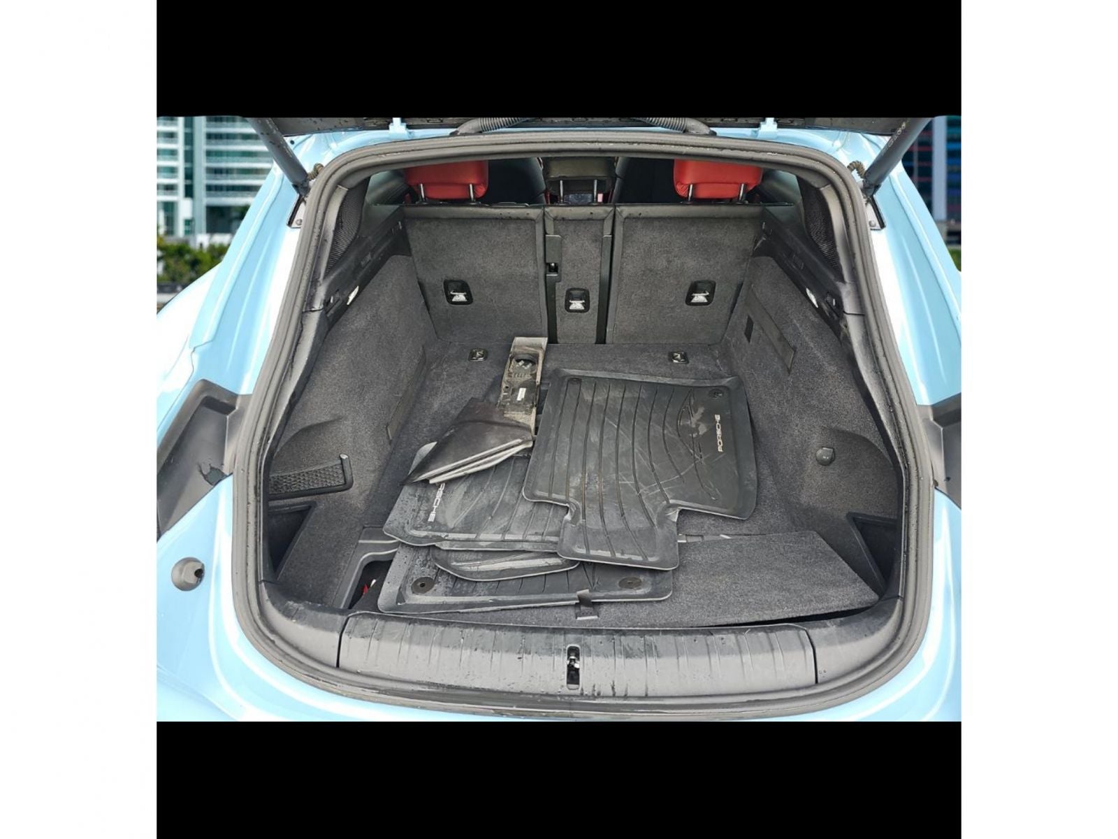 2022 Porsche Taycan Cross Turismo 4