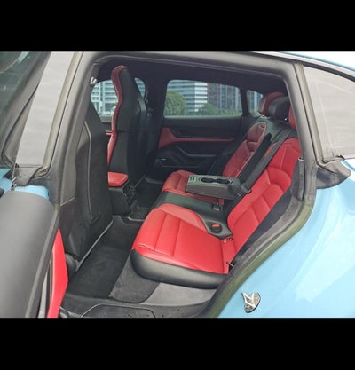 2022 Porsche Taycan Cross Turismo 4