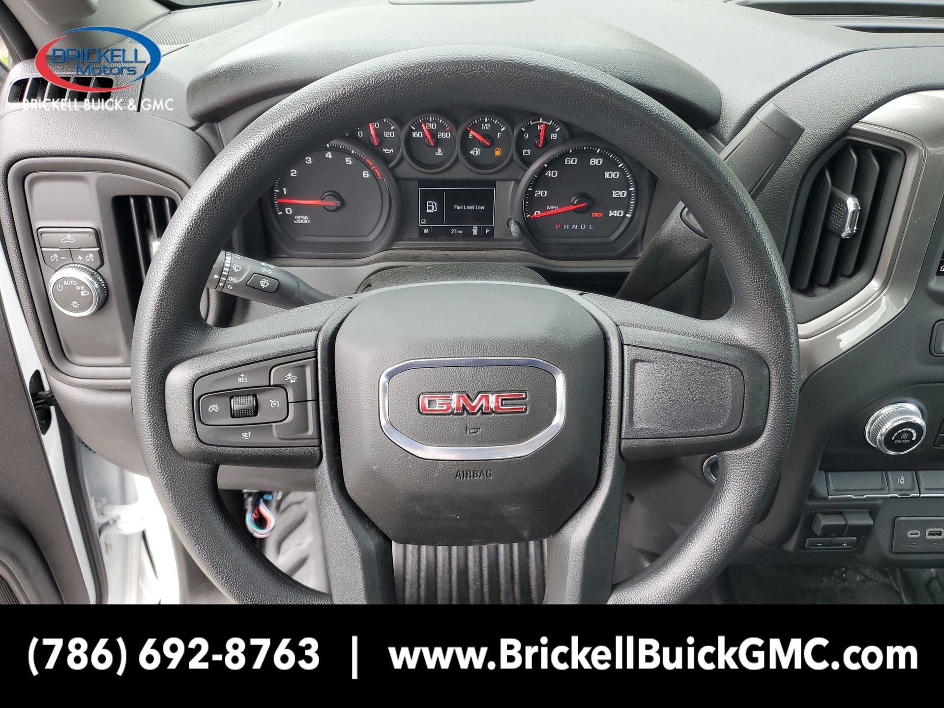 2024 GMC Sierra 2500HD Pro