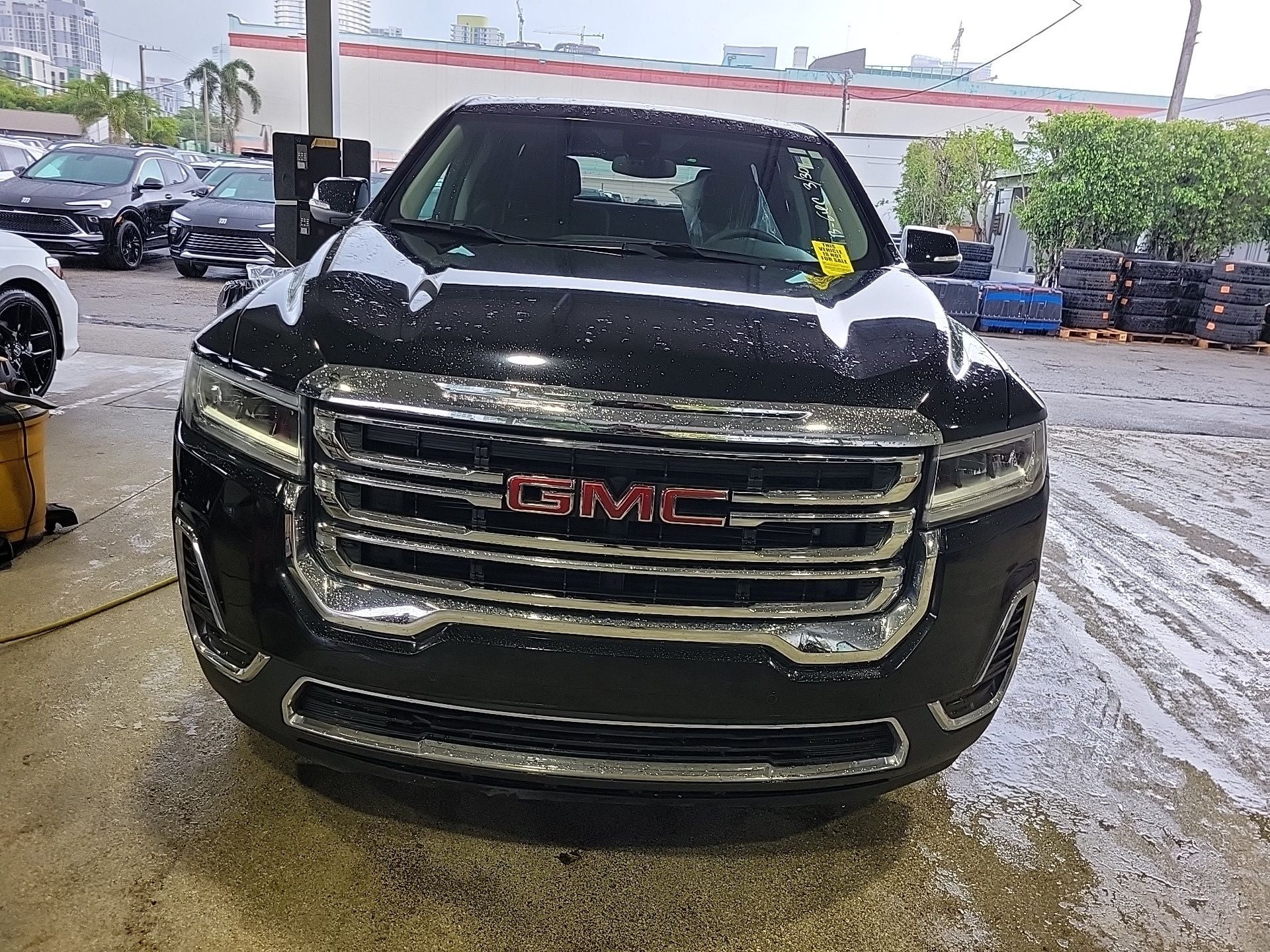 2023 GMC Acadia SLE