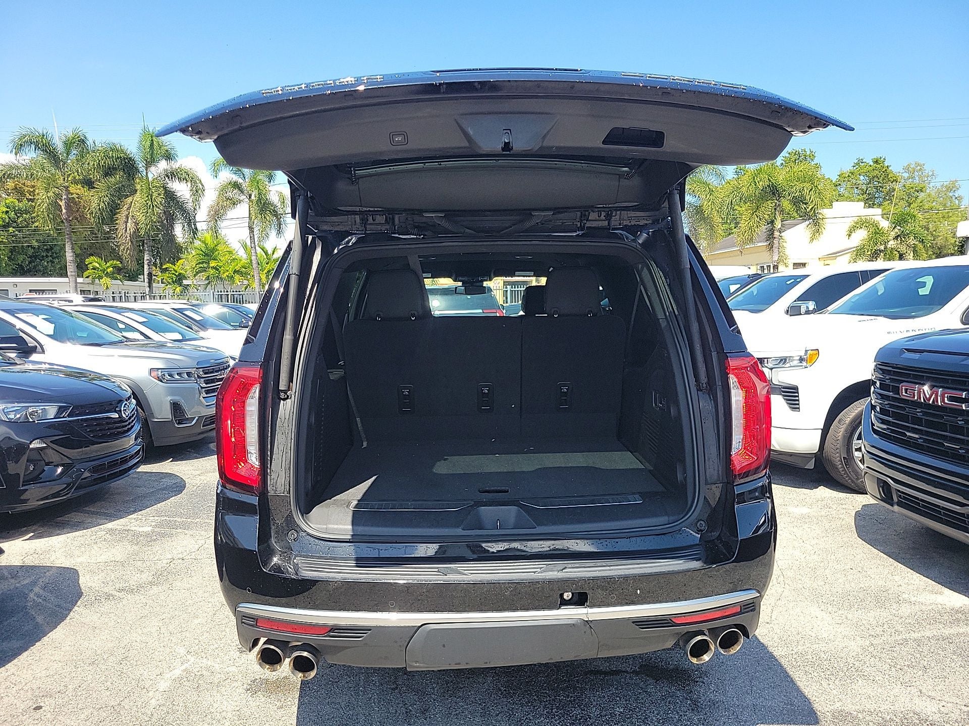 2024 GMC Yukon XL Denali