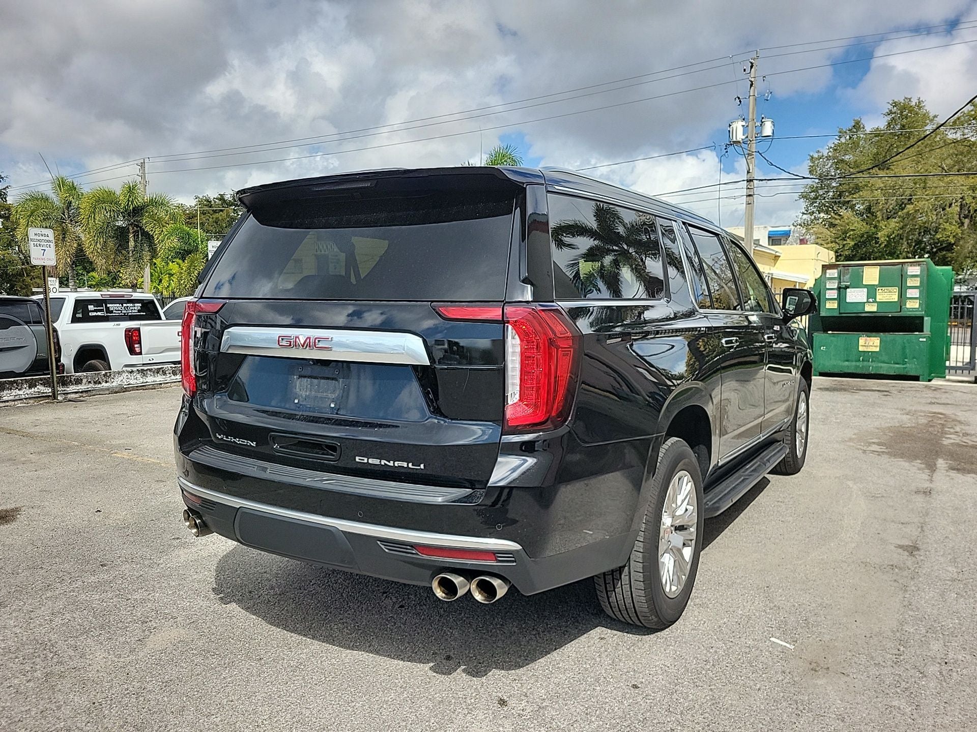 2024 GMC Yukon XL Denali